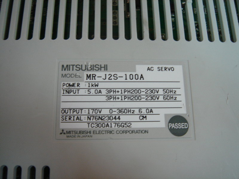 Mitsubishi MR-J2S-100A - PLC DCS SERVO Control MOTOR POWER SUPPLY