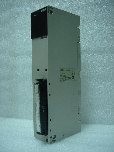 OMRON CVM1-PA208 - PLC DCS SERVO Control MOTOR POWER SUPPLY IPC ROBOT